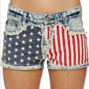 GYPSY JUNKIES Liberty Flag Print Shorts